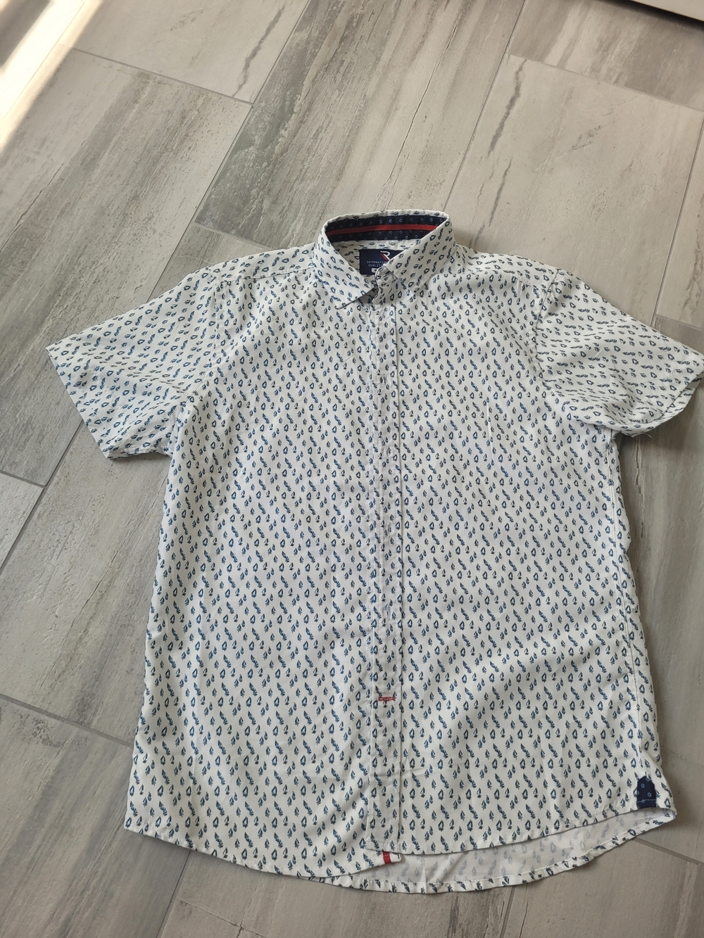 Men's White Short-Sleeve Button-Down Shirt with Blue Micro Pattern